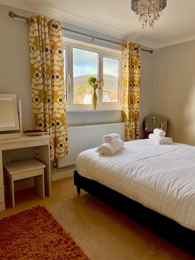 Villa Tanglewood House Abergavenny With Private Parking Exterior foto
